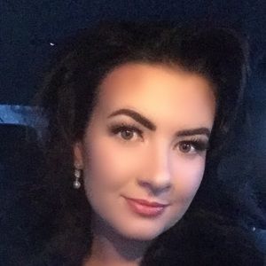 Meet your Posher, Nora